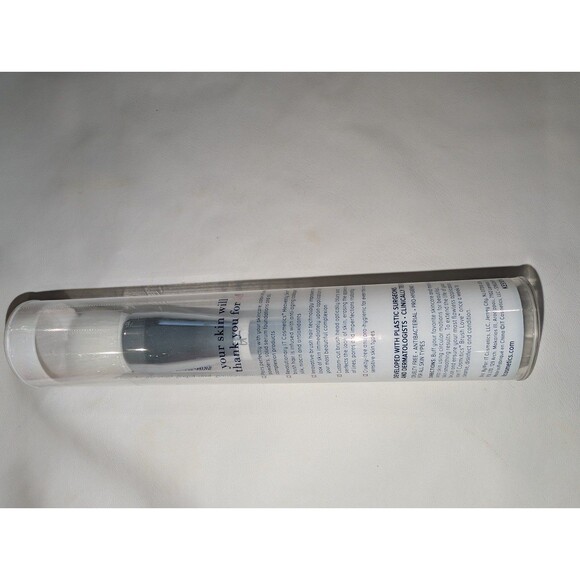 It Cosmetics Heavenly Skin Smoothing Complexion Brush New in Box - Picture 2 of 3